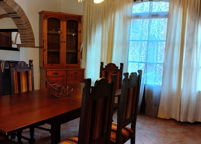 فندق مبيت وإفطار Nobile Family 4*