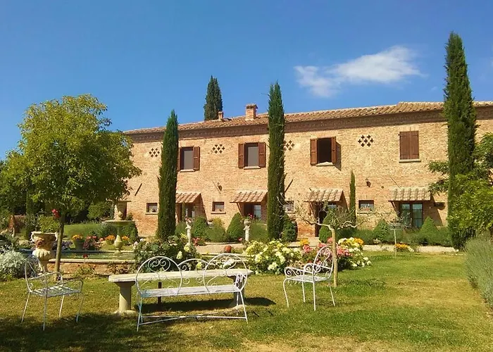 Nobile Family Bed & Breakfast 4*